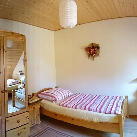 Ferienhaus Im Urigen Garten Bzw Eulenhaus Zingst Extérieur photo