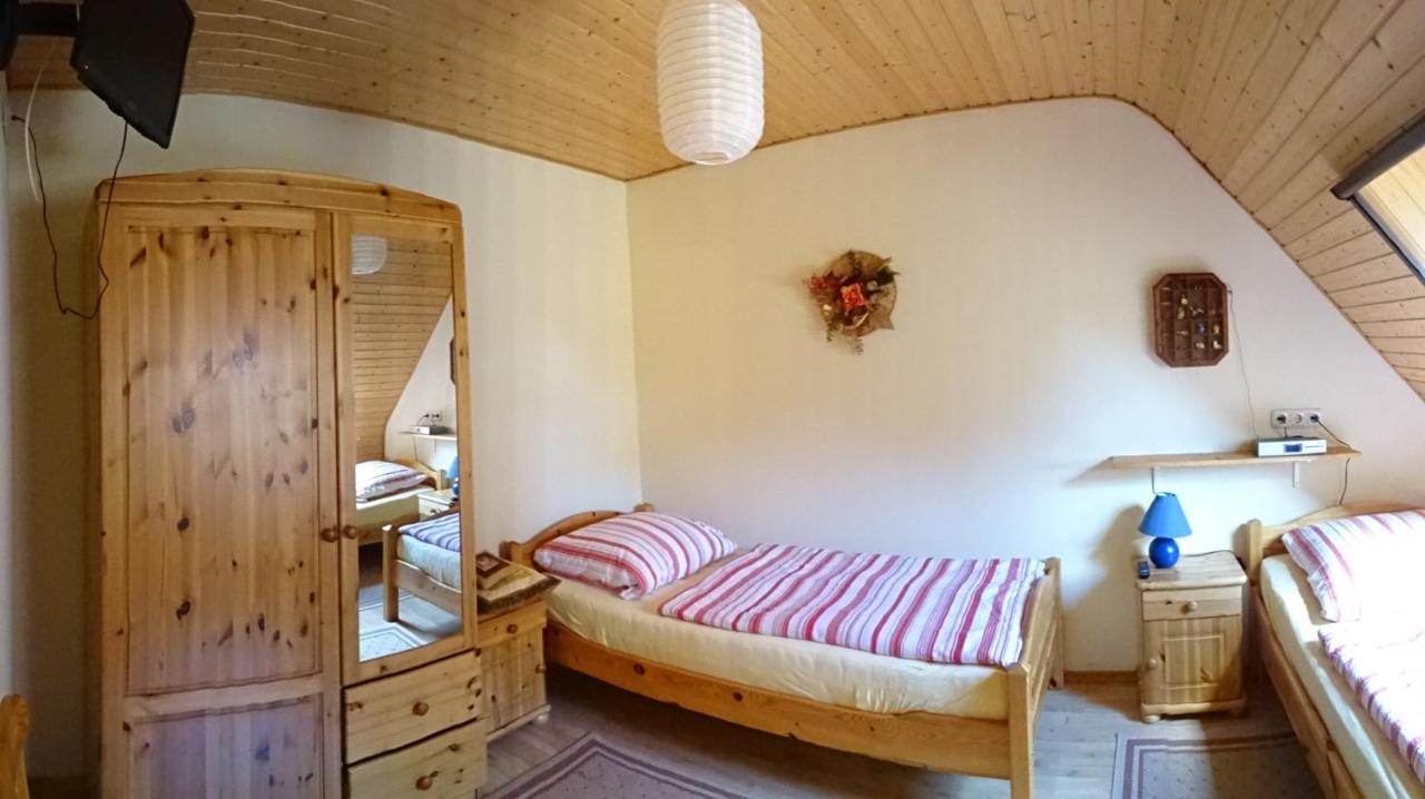 Im Urigen Garten Bzw Eulenhaus Zingst